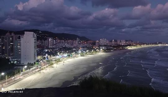 Apto Amplo, Confortavel, Bem Localizado, Asturias 瓜鲁雅 外观 照片